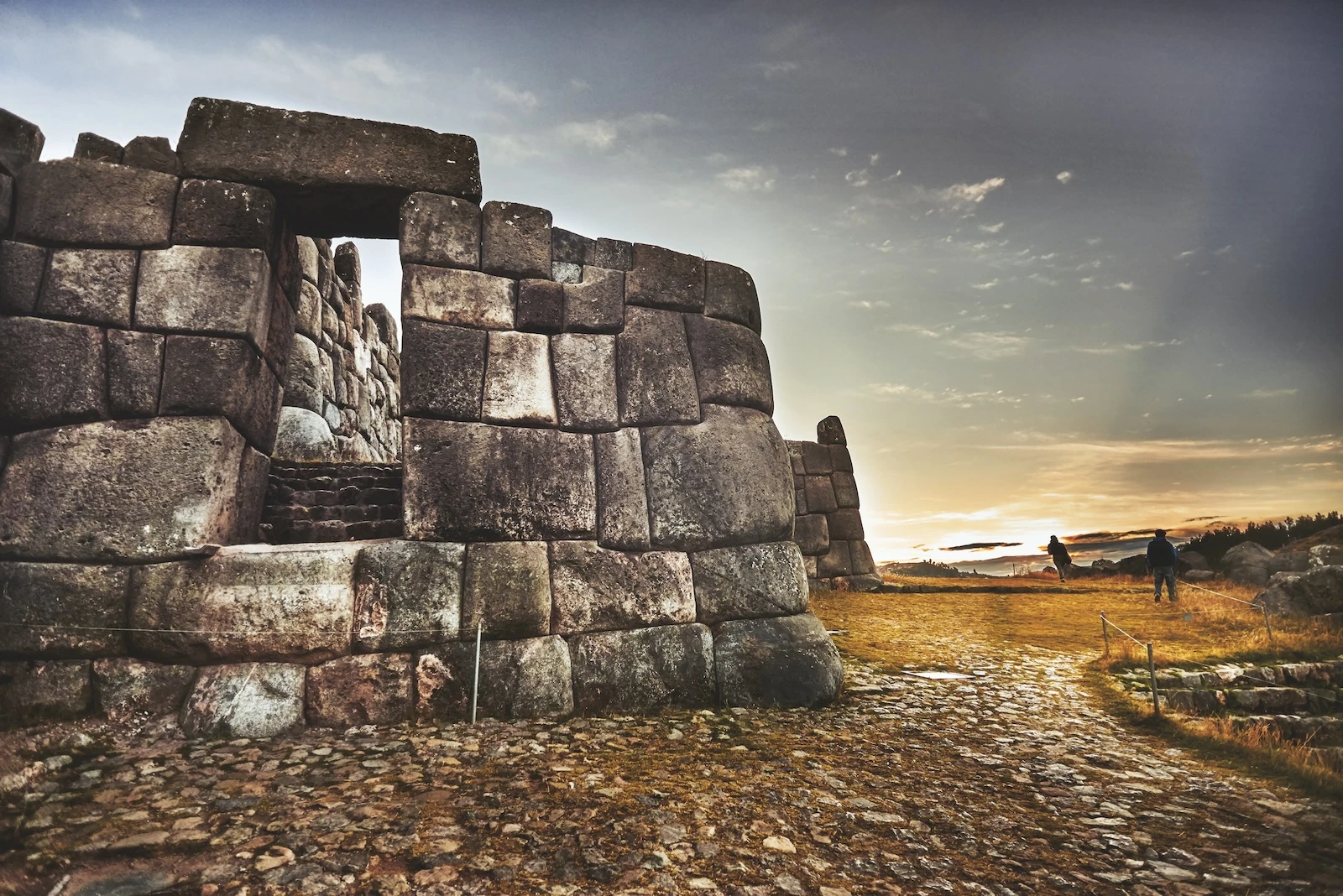 sacsayhuamán